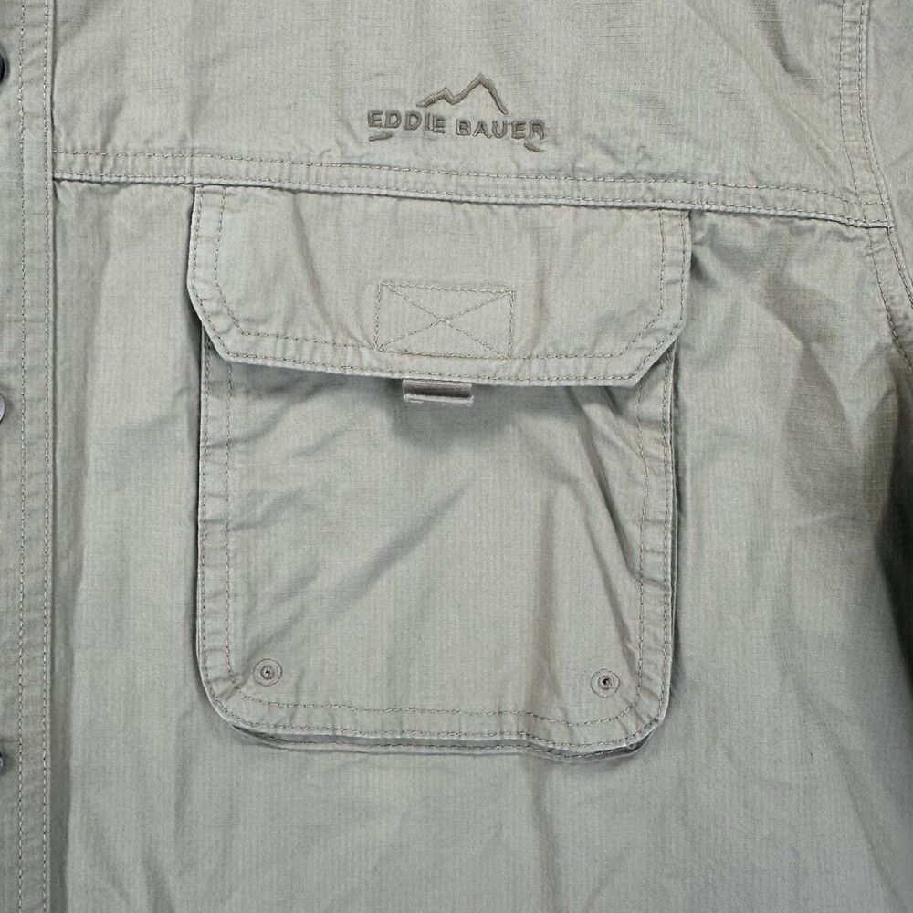 Eddie Bauer Shirt Mens XXL Beige Short Sleeve Chest Pockets Button Up Collared - Picture 7 of 12